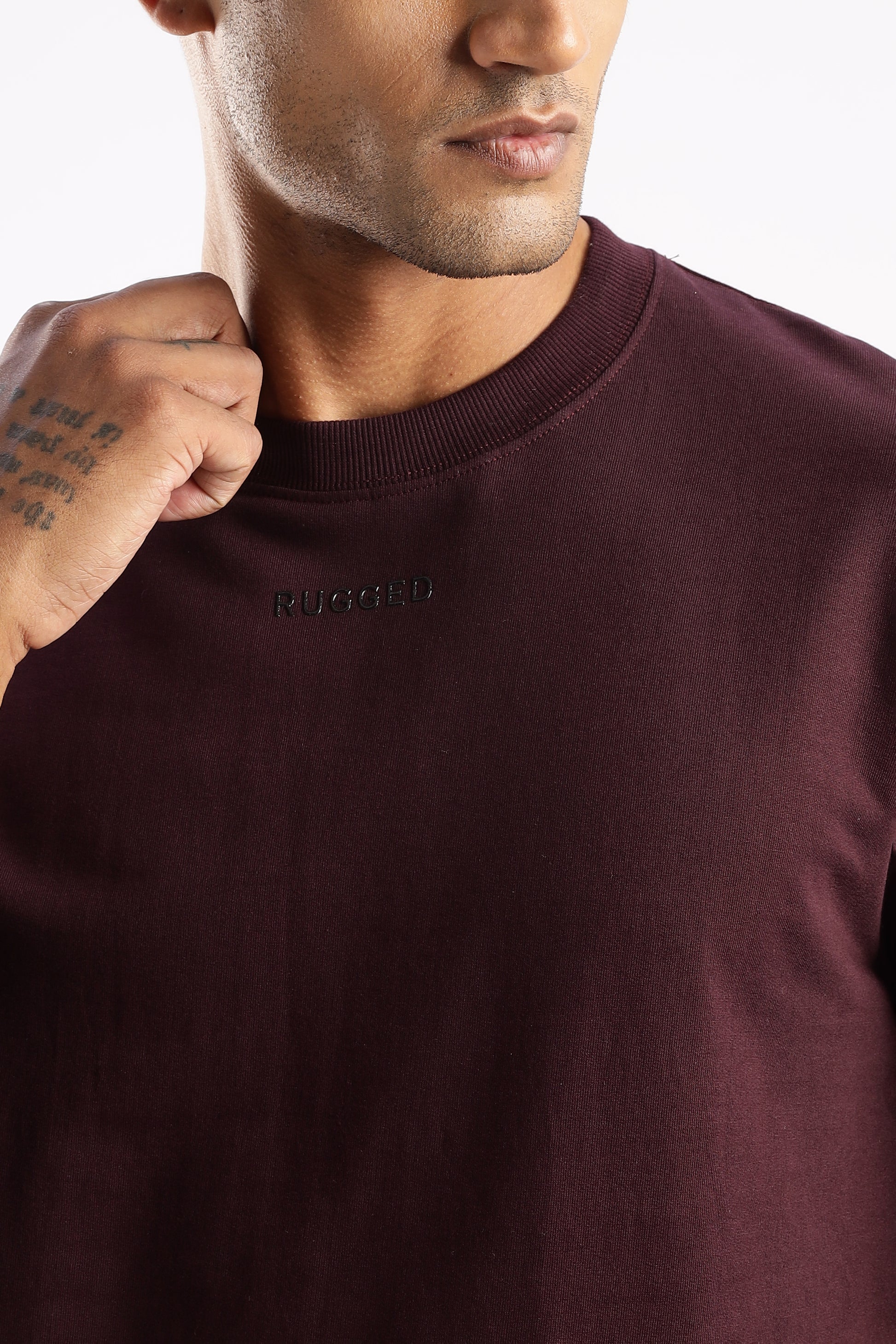Men’s Crimson Peak tee with structured silhouette and minimal chest print detail