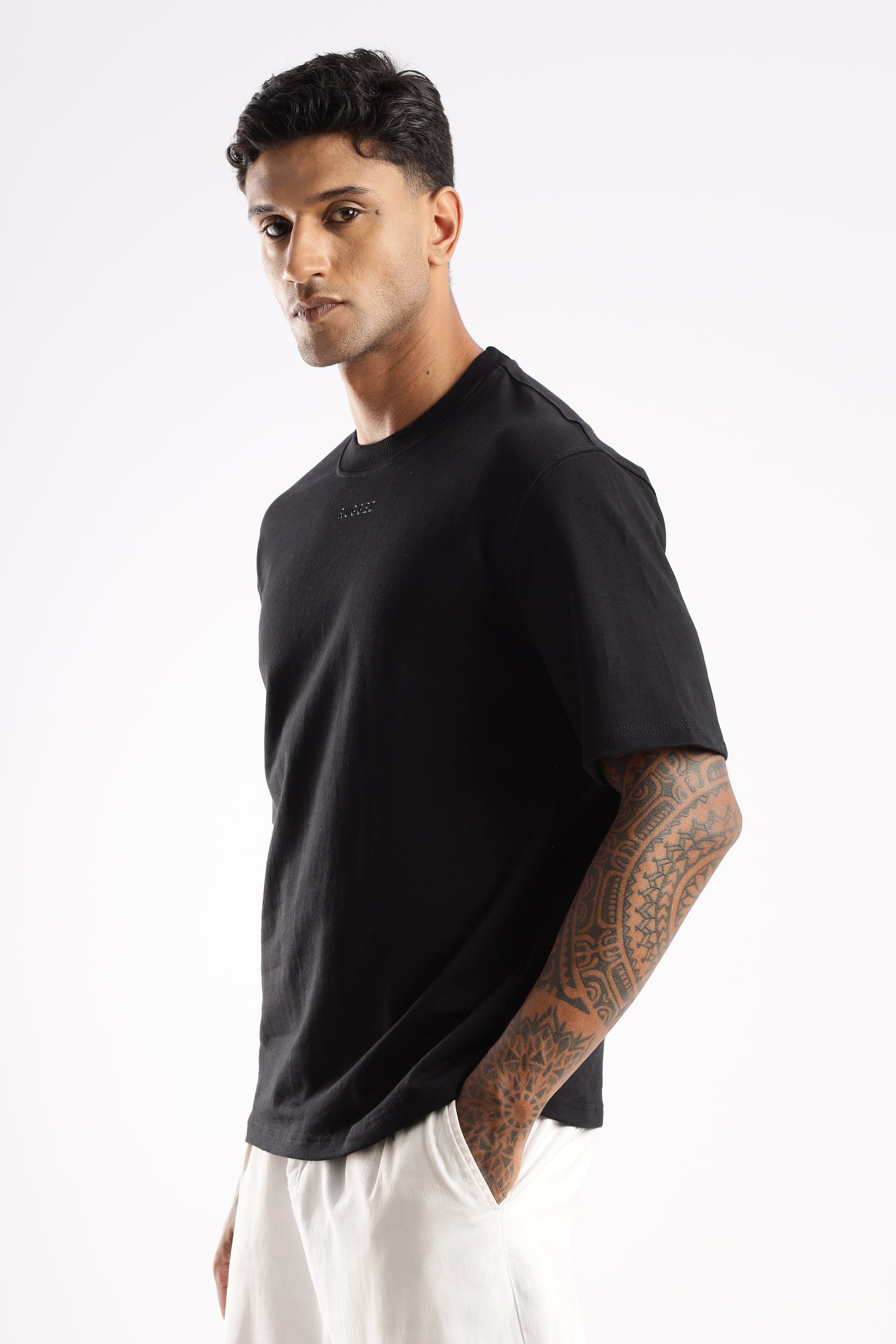 RUGGED Elegant Crew Tee in Onyx Depth styled for minimal, everyday sophistication