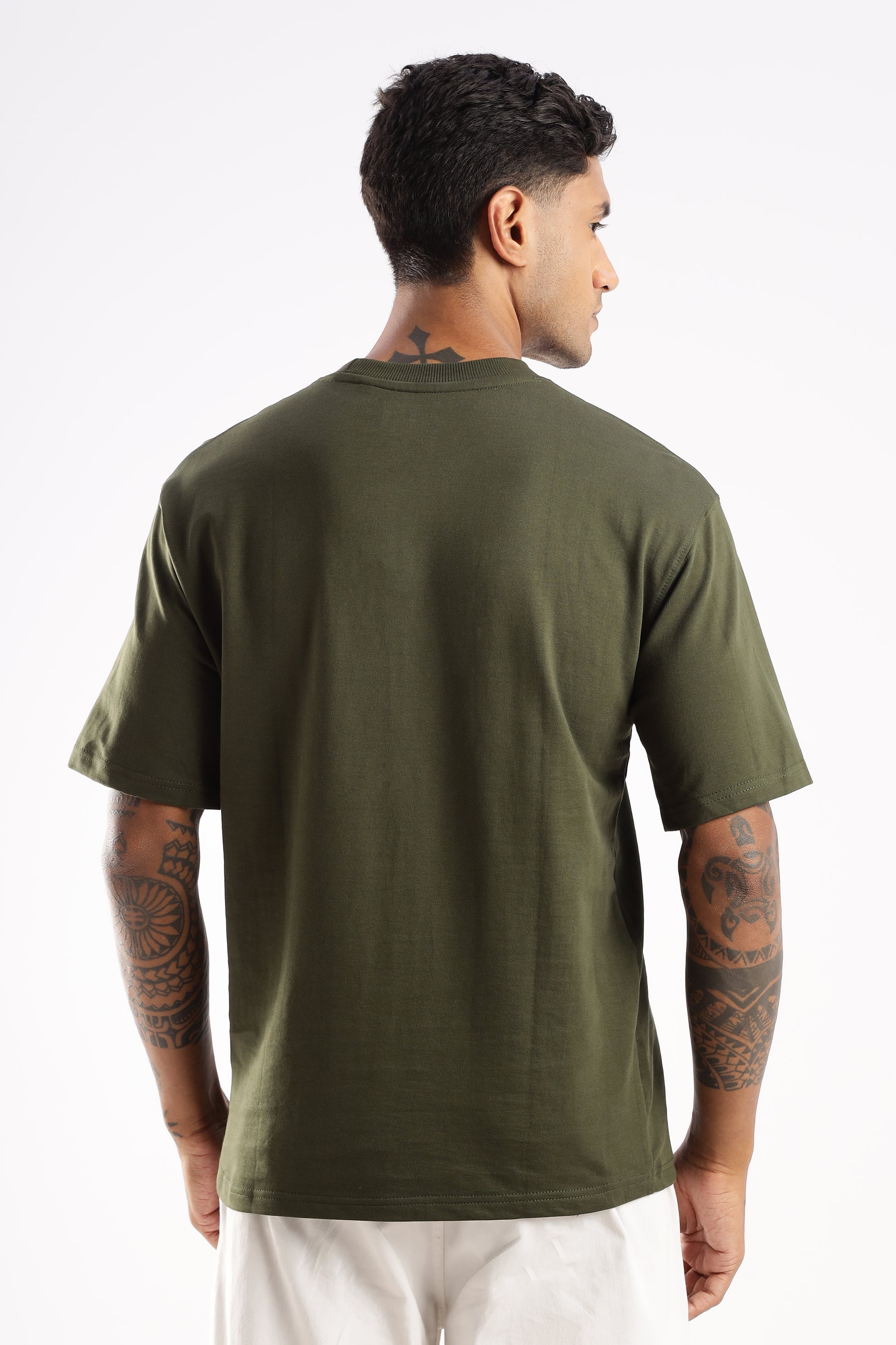 Back view of RUGGED Signature Tee in Evergreen Mist with clean stitch detailing