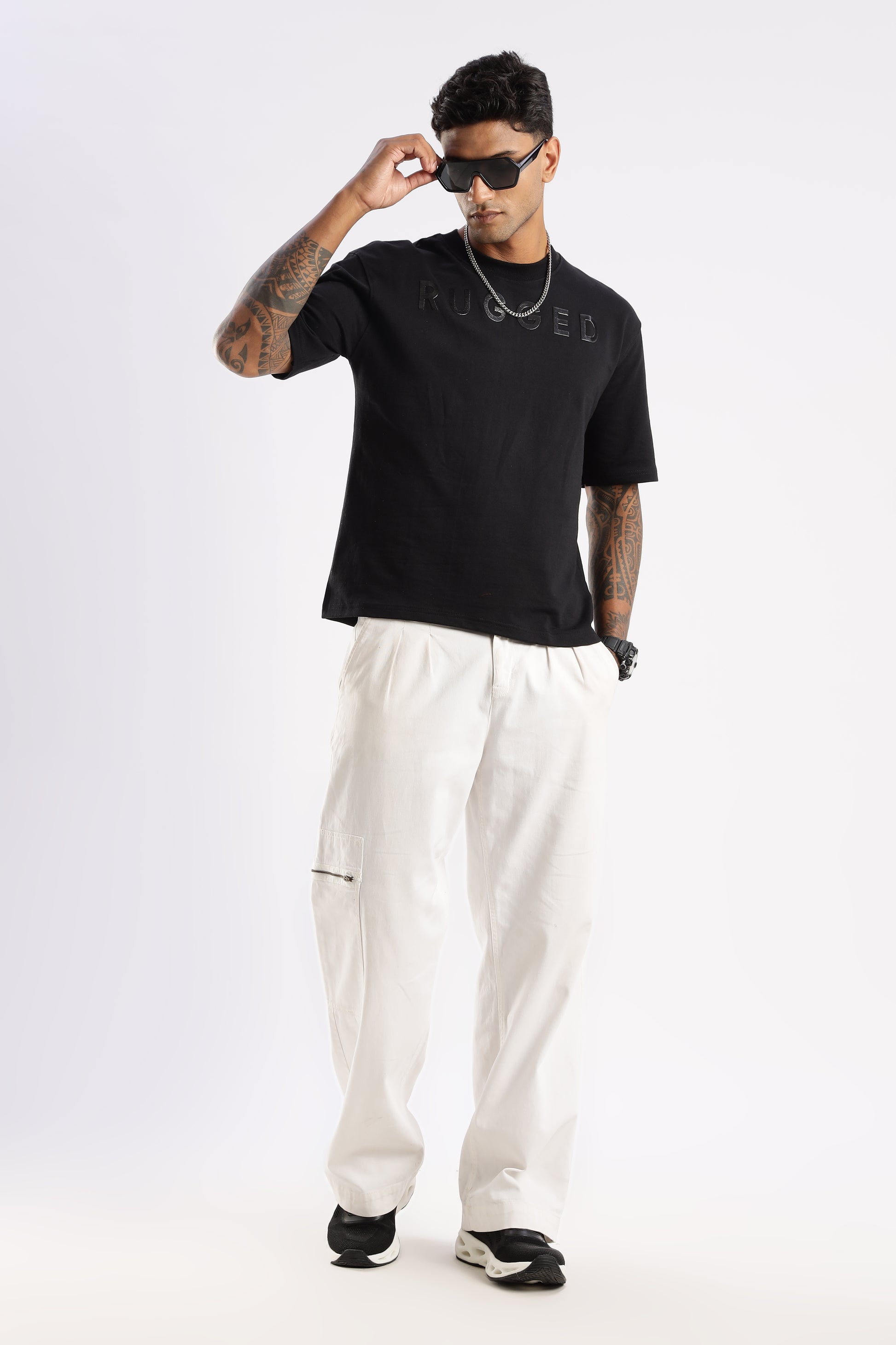 Men’s black crew neck t-shirt with minimalist print and tailored relaxed fit